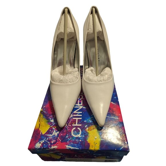 Chinese Laundry Spicy White Pumps - Picture 2 of 7